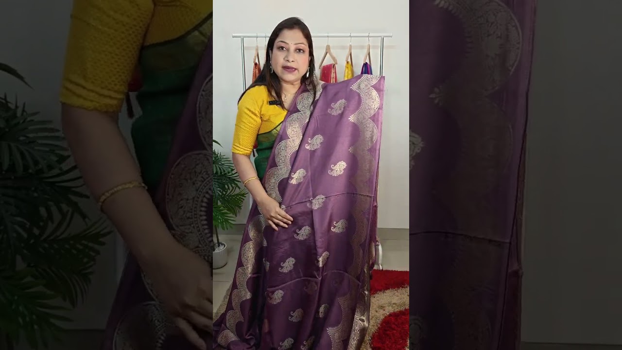 Not every silk saree is heavy—this one isn’t. WA@8971481598