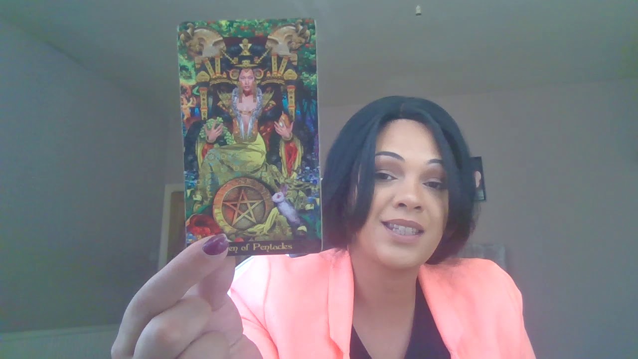 Aquarius ♒️ October 🍂Someone trying to stop you moving on