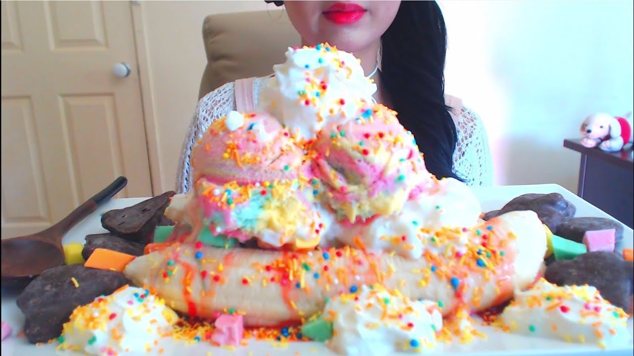 ASMR EATING BANANA SPLIT ICE CREAM SUNDAE | CHOCOLATE BISCUITS | NO TALKING