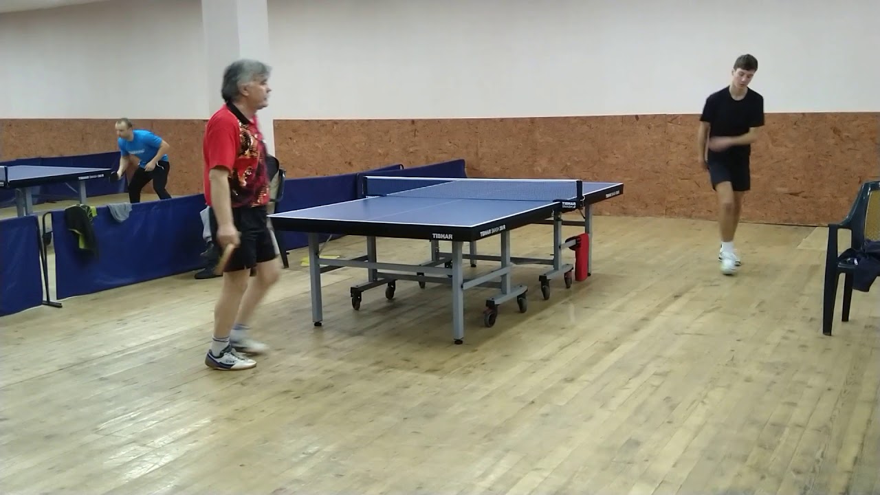 Hristo Daskalov (penhold) - Georgi Gogov (shakehand), game 1