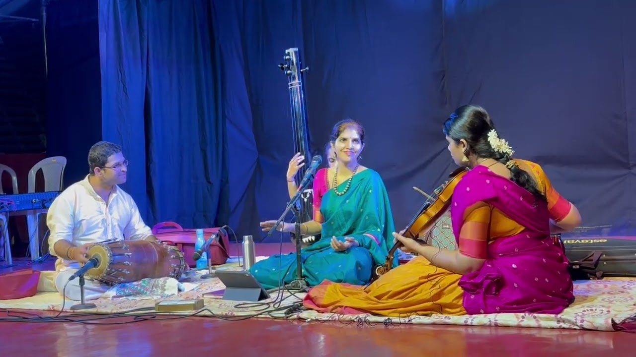 Pakkala nilabadi - Kharaharapriya - M Chapu