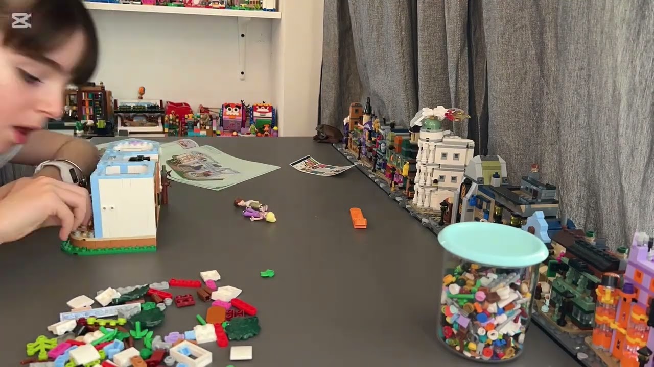 Castle Bed & Breakfast Lego Friends 42638 part 1