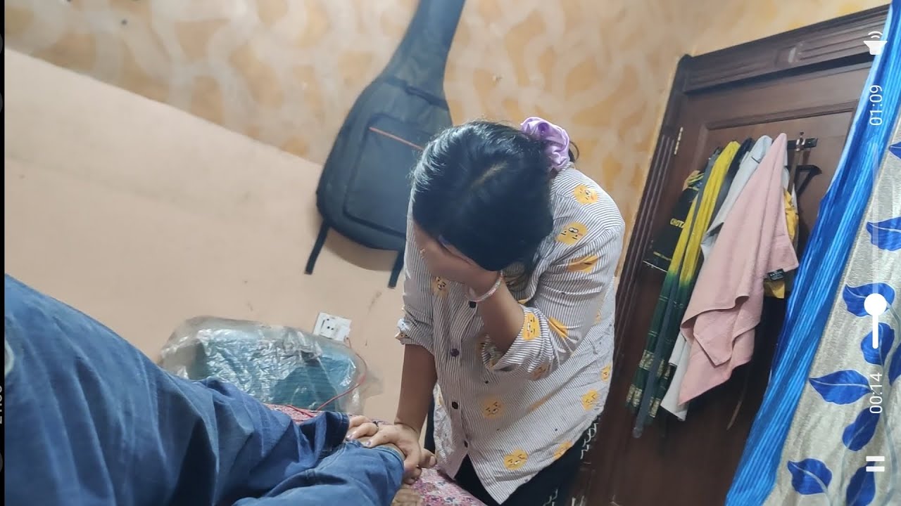 Pati ne pakadwaye apne pair, itna bura hua 😥