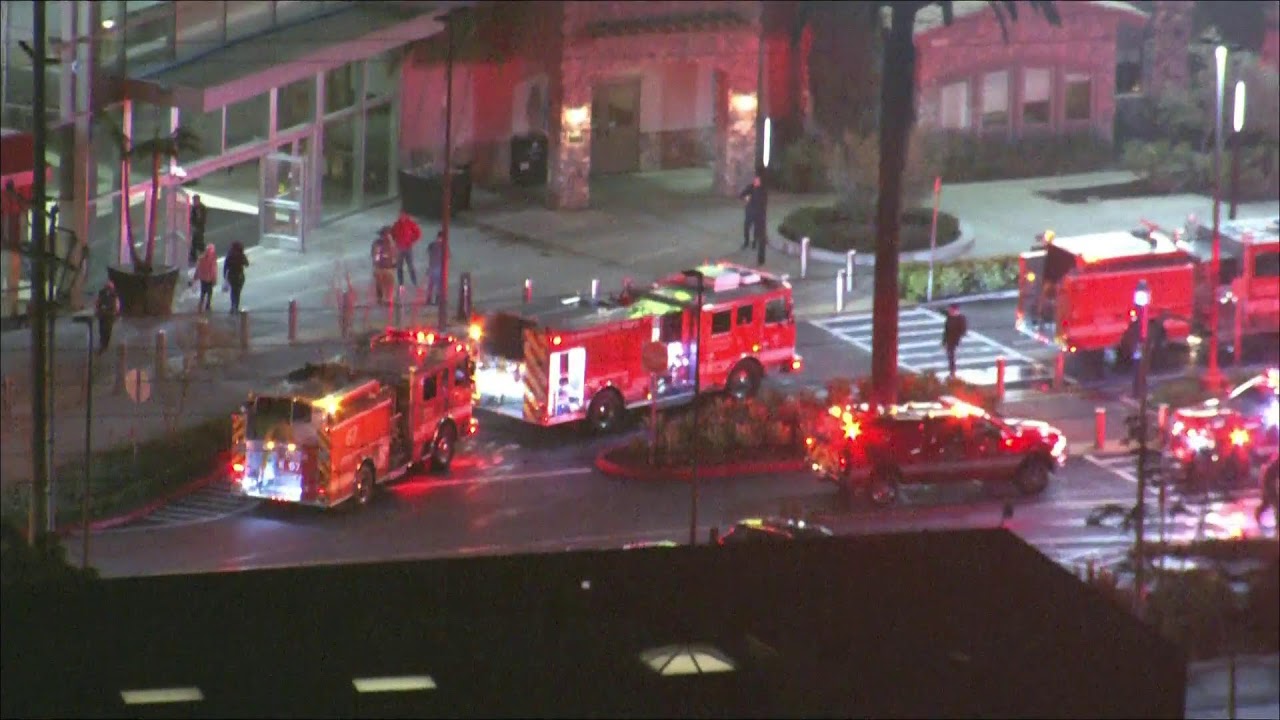 Live: Fire at Westfield Culver City mall prompts evacuation