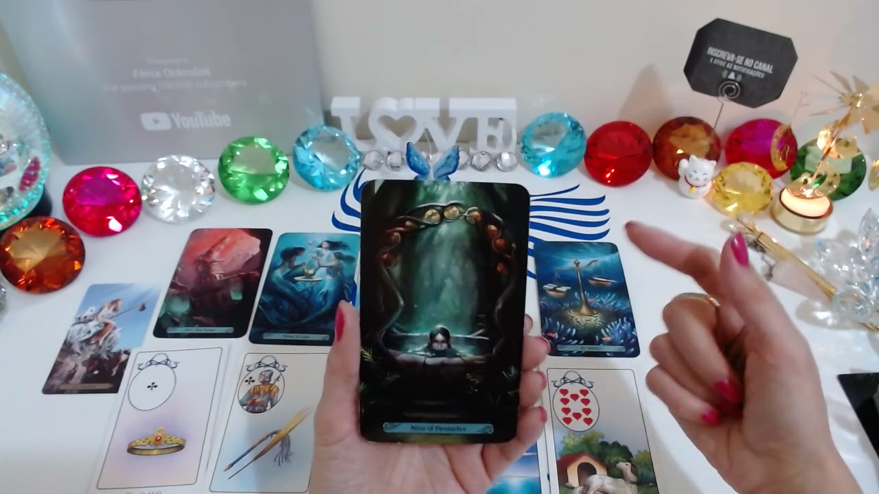 🤔ELE (A) VAI TOMAR ALGUMA ATITUDE EM RELAÇÃO A NOSSO RELACIONAMENTO? O QUE VAI FAZER?🔮Tarot Responde