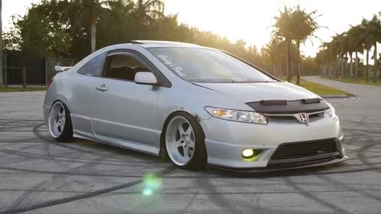 Slammed Honda Civic Si