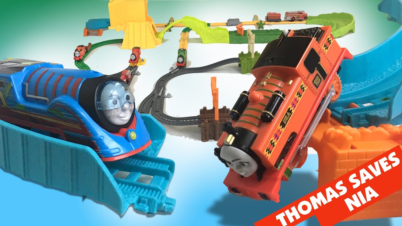 Thomas Saves Nia