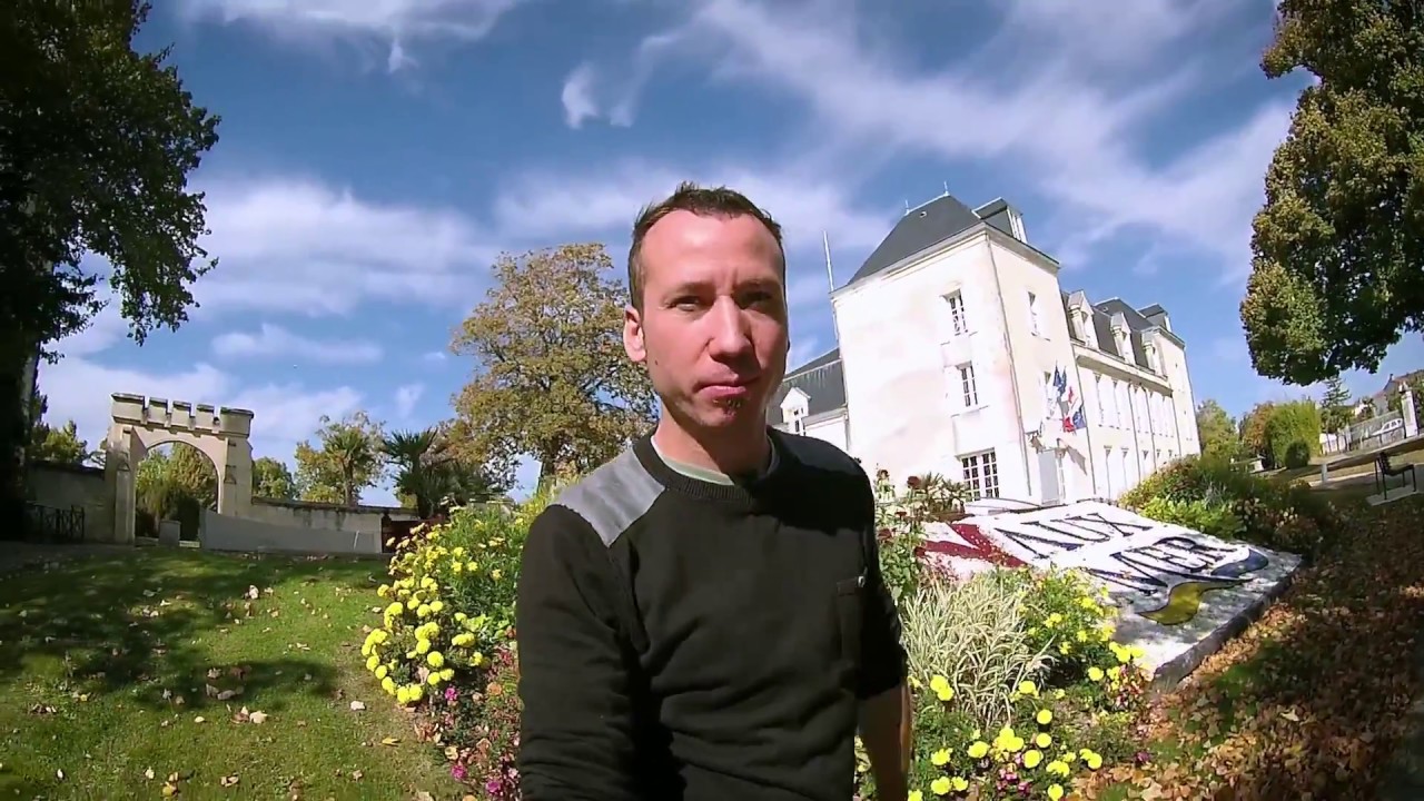 VAUX-SUR-MER 2017 | Présentation de la commune par l'artiste J.Ben
