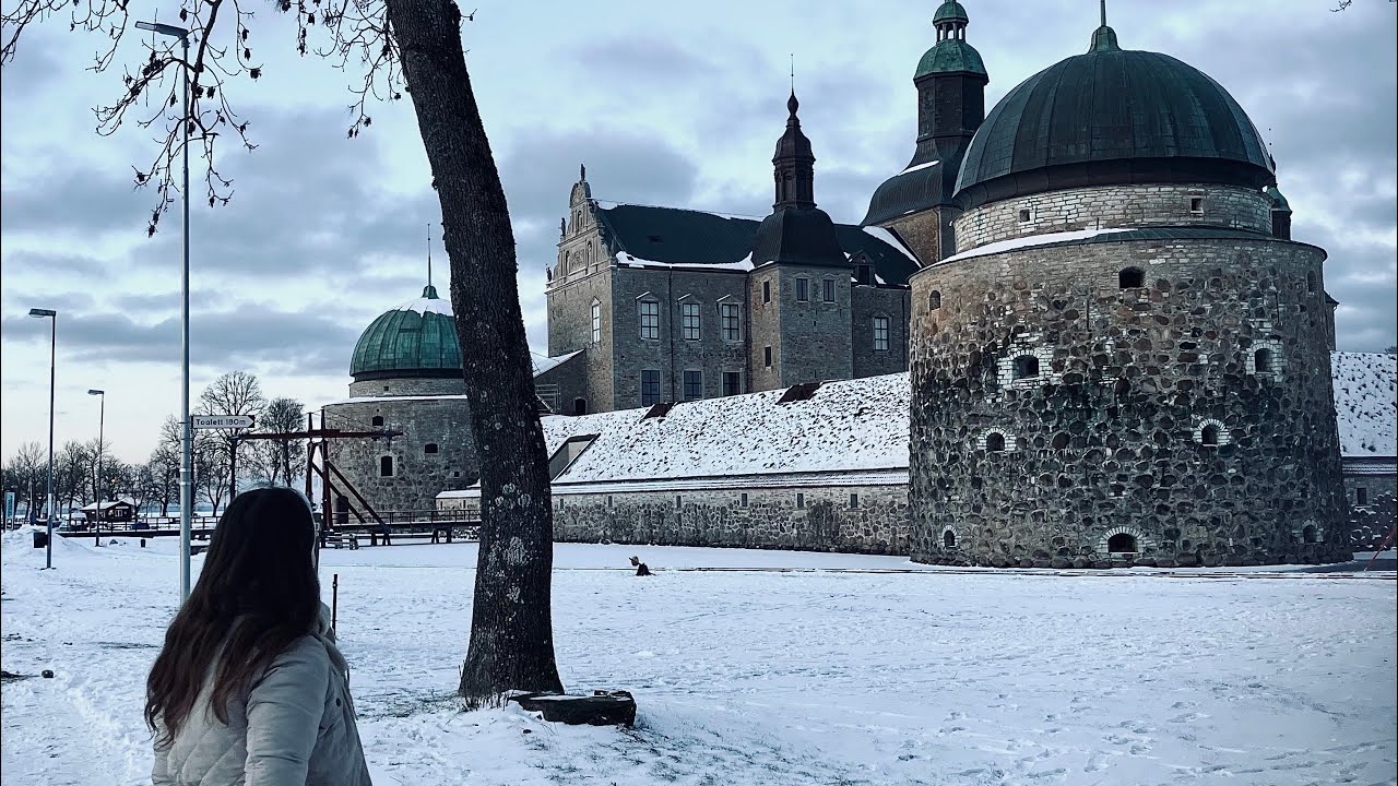 Följ med oss till Vadstena   mysiga caféer, promenader & shopping☕️ 🛍️ ❄️ 🧁