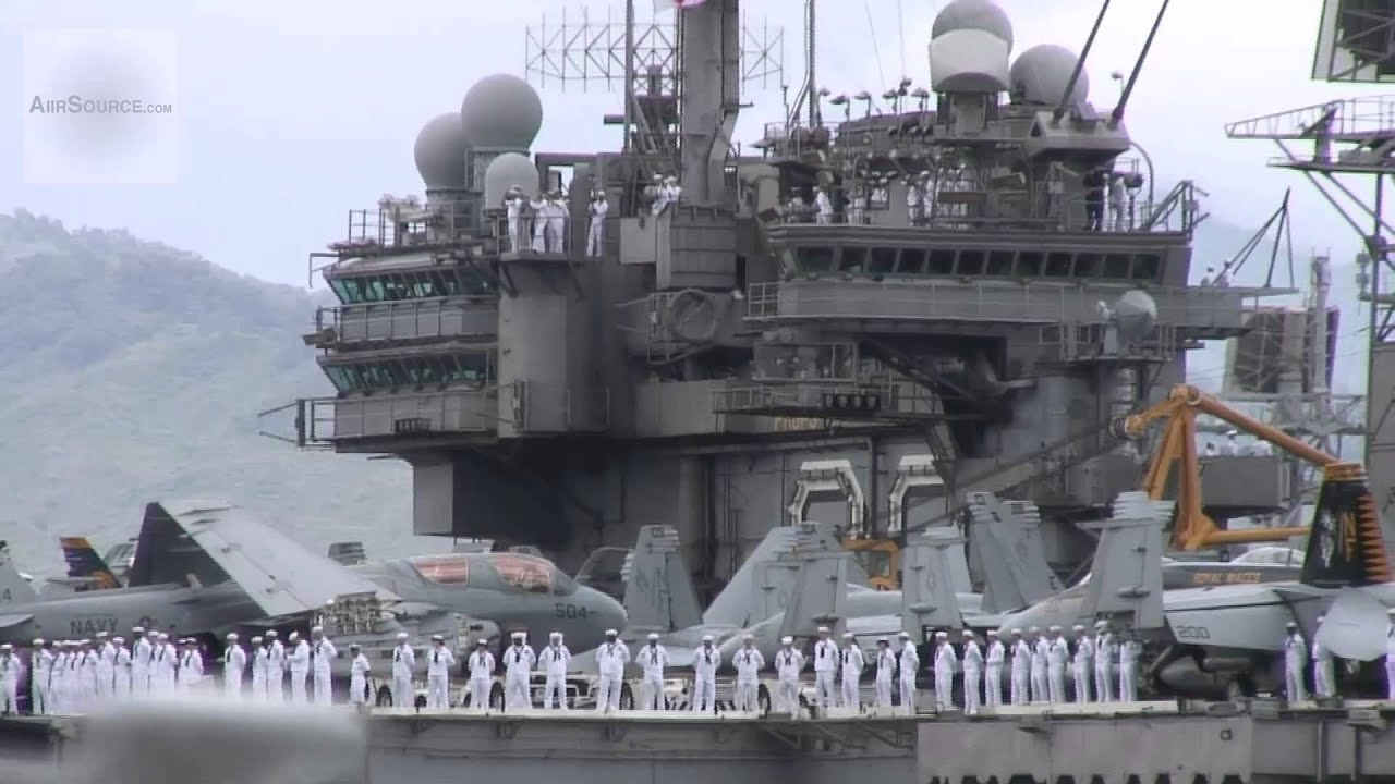 USS Kitty Hawk (CV-63) Arrives Pearl Harbor, Hawaii.