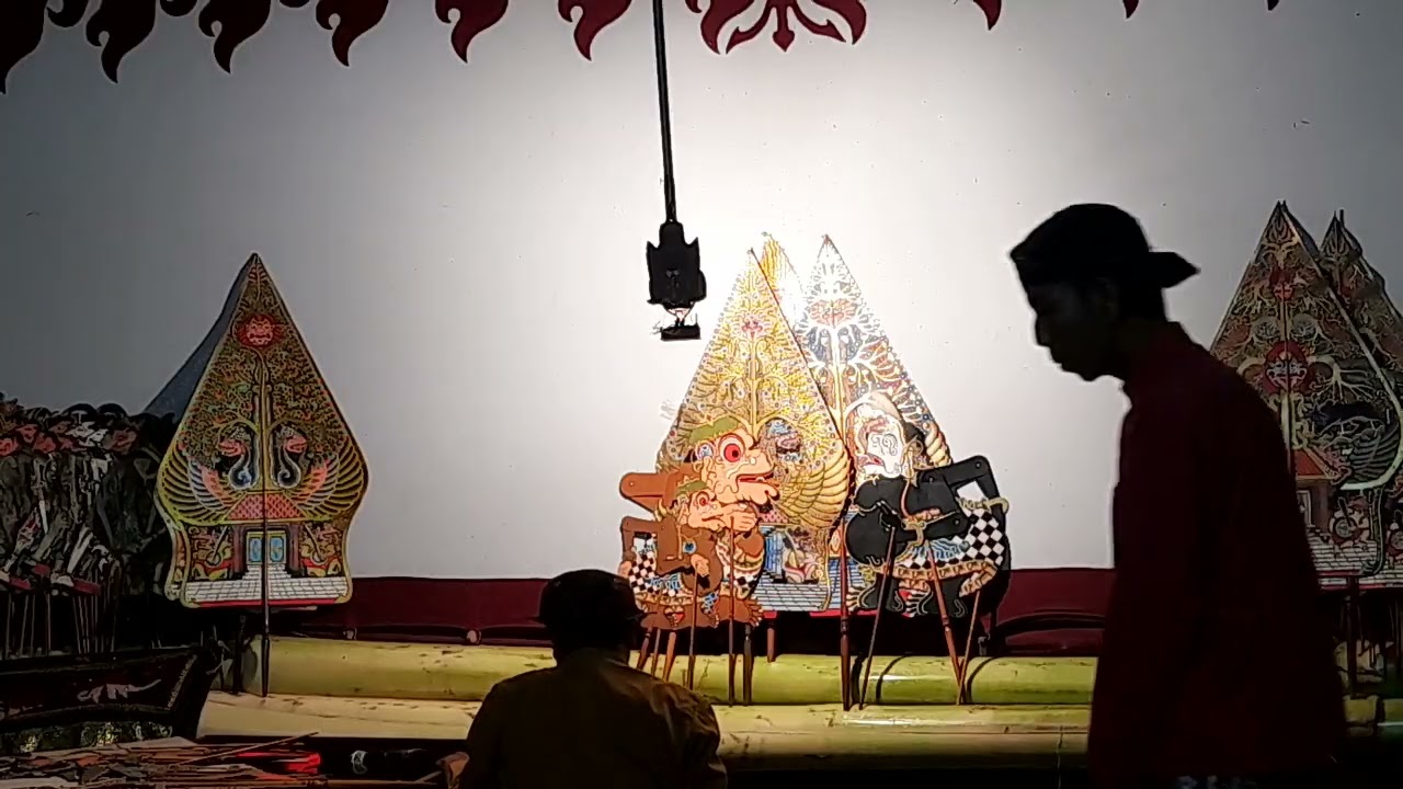 Seni: Pambuko Pagelaran wayang kulit Dalang Ki Senoaji,.... Temu Kangen Togog dan Semar 