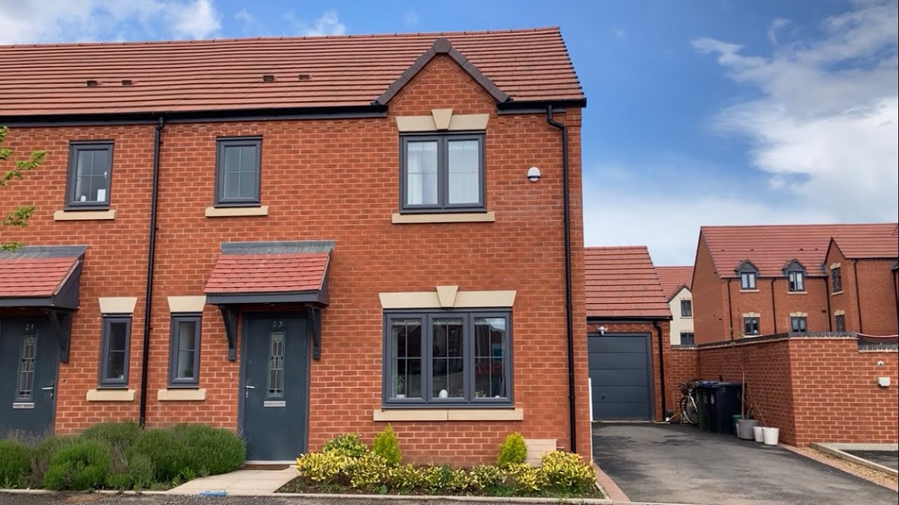 Majestic Way, Bishops Tachbrook, Leamington Spa