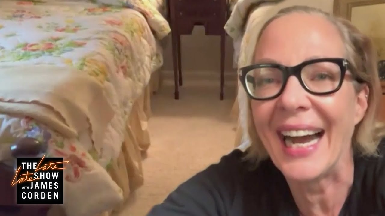 Allison Janney's Childhood Room Is Still In Tact - Show & Tell
