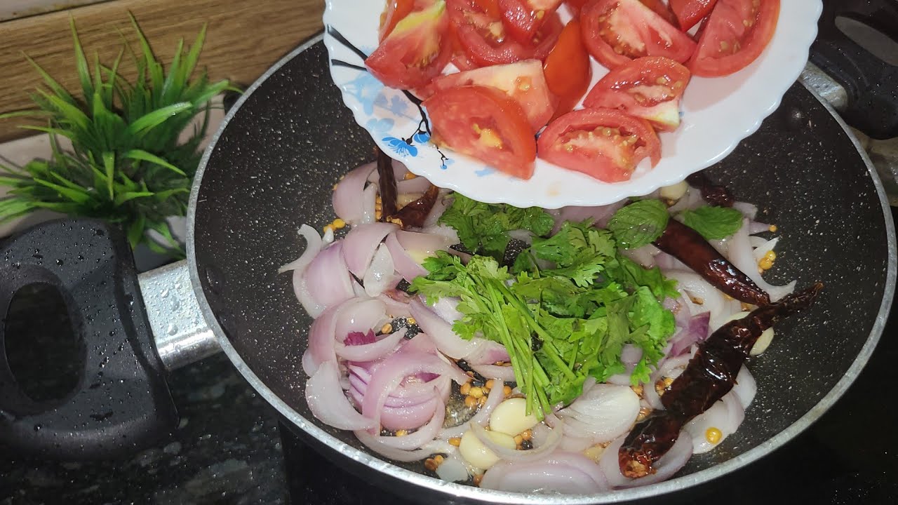 Tomato Chutney | Easy Chutney Recipe