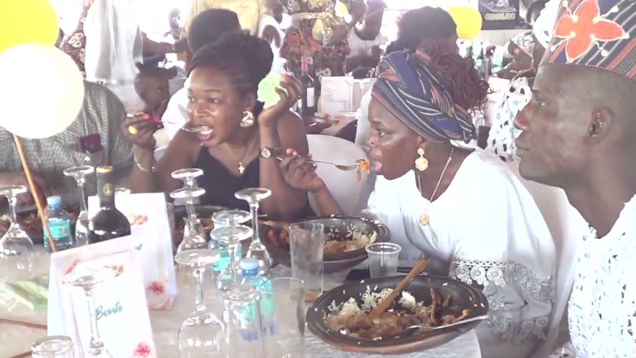 Anniversaire de 90ans de Mémé FAGLA Germaine B