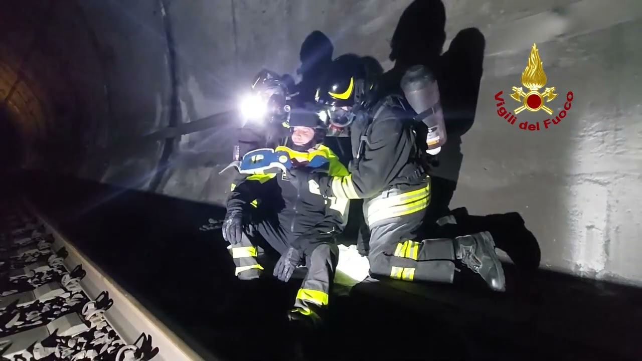 TRIESTE - ADDESTRAMENTO PER INCIDENTE FERROVIARIO IN GALLERIA