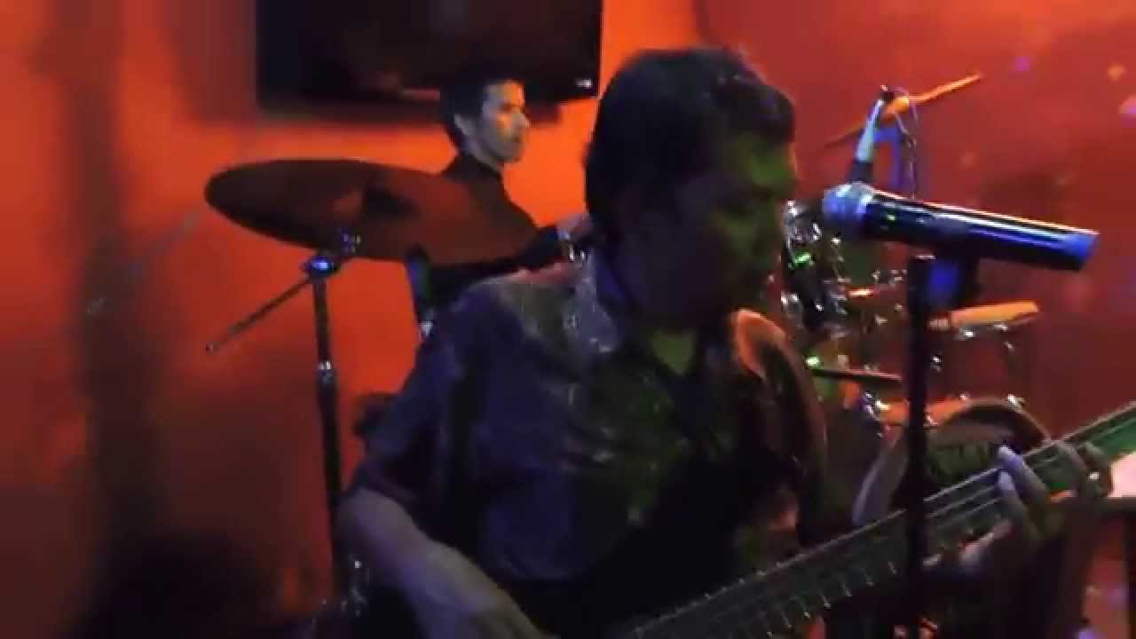 MASIH SEKOLAH,  THE MERCY'S (COVER)