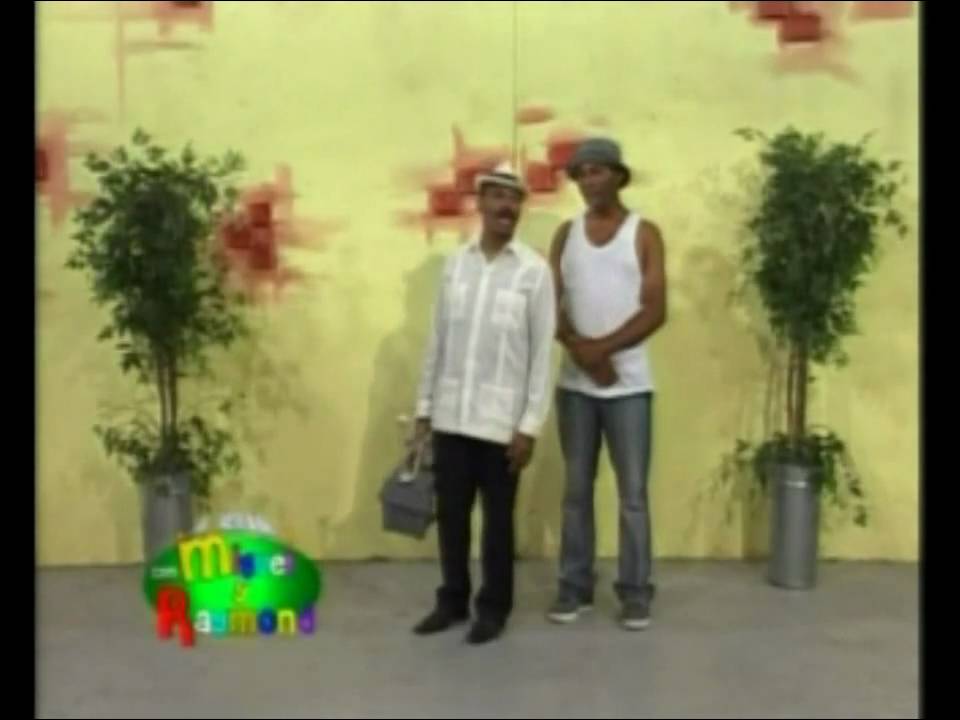A reir con miguel & raymond ( el maestro de construcion)