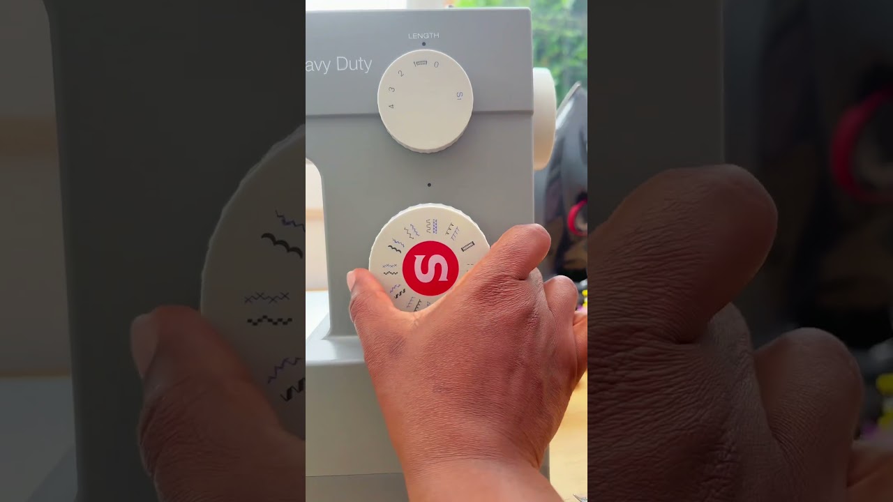 How to sew buttonhole using Singer 4423 Heavy Duty Machine