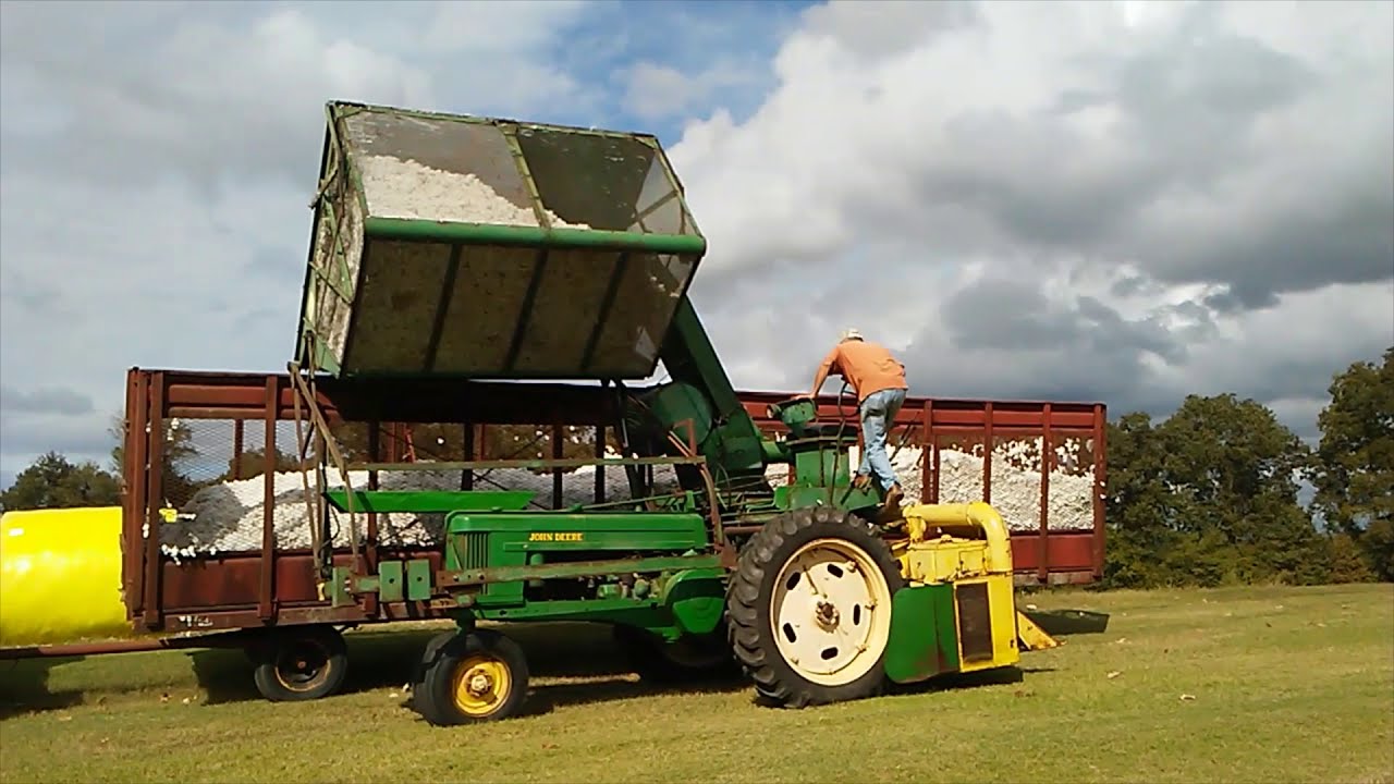 John Deere Picking One Row at a Time