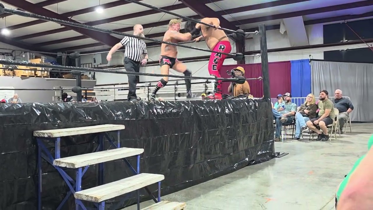 The Headliner Chris Michaels vs Rage