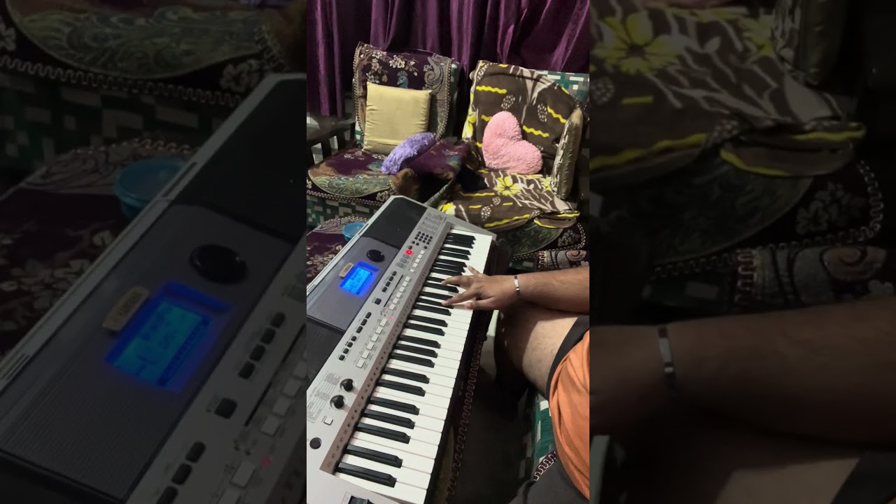 Hindustan Hindustan meri jaan(border 2)on piano by singerdeep 