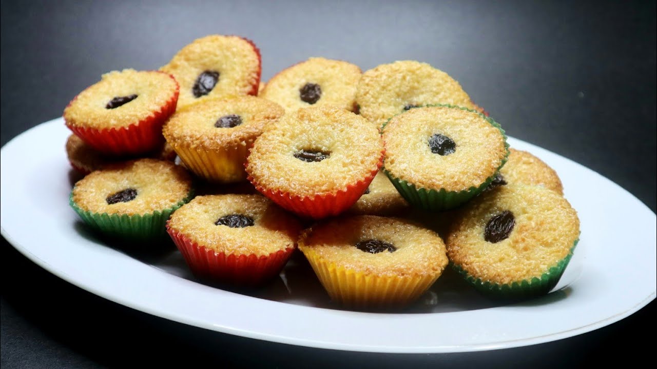 Coconut Macaroons Using Desiccated Coconut