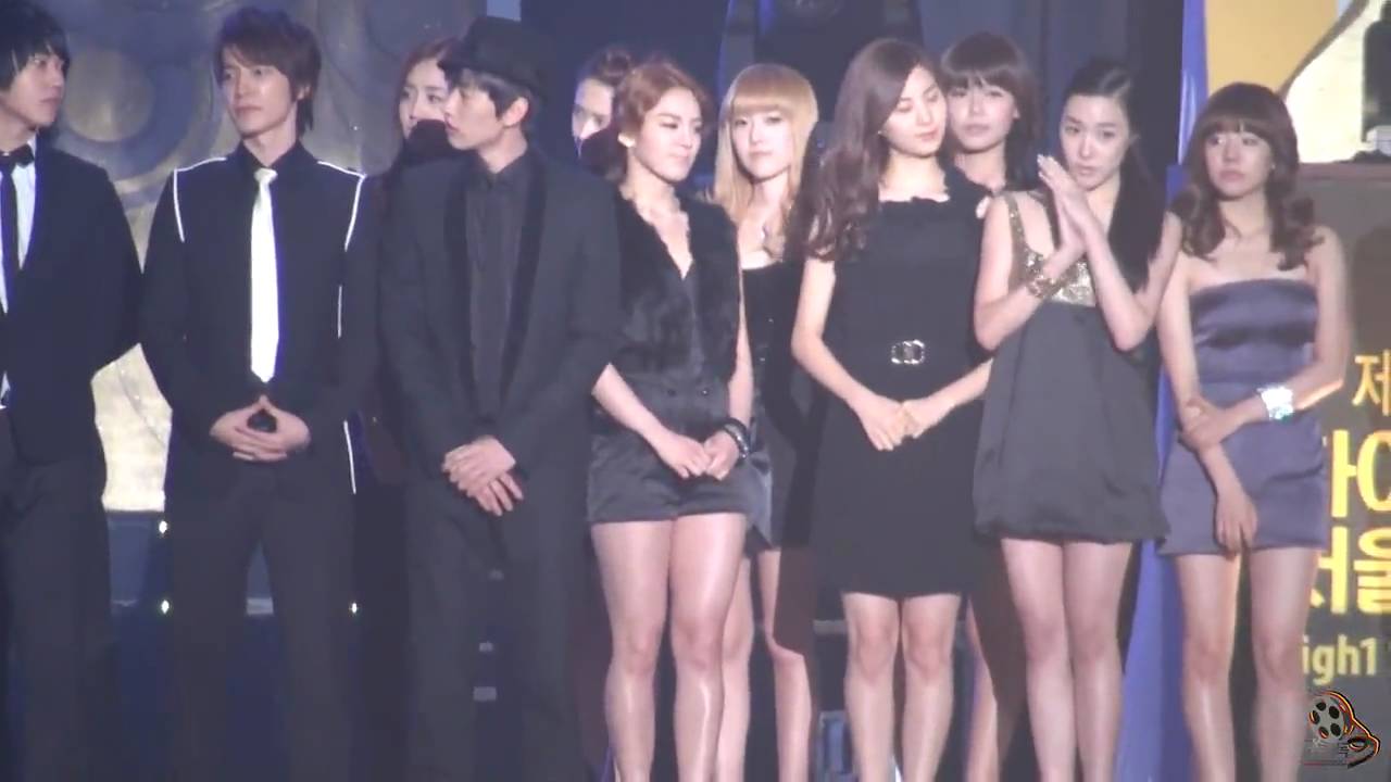 [Fancam] 100203 SNSD - all about SNSD@19th Seoul Music Award [Part 1 of 11]