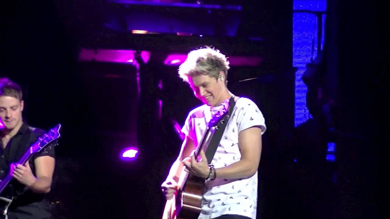 One Direction - 7/22/13 - Dallas, TX - Back For You HD