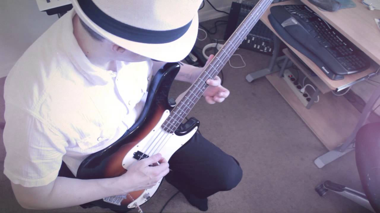 SHAKE IT OFF - Taylor Swift cover by Chris Commisso