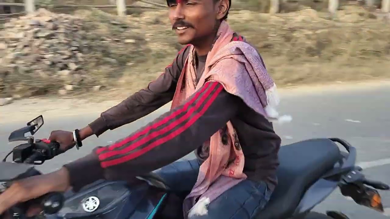 # gyes aap hamare rakes dukandar se miliye# 😂😂