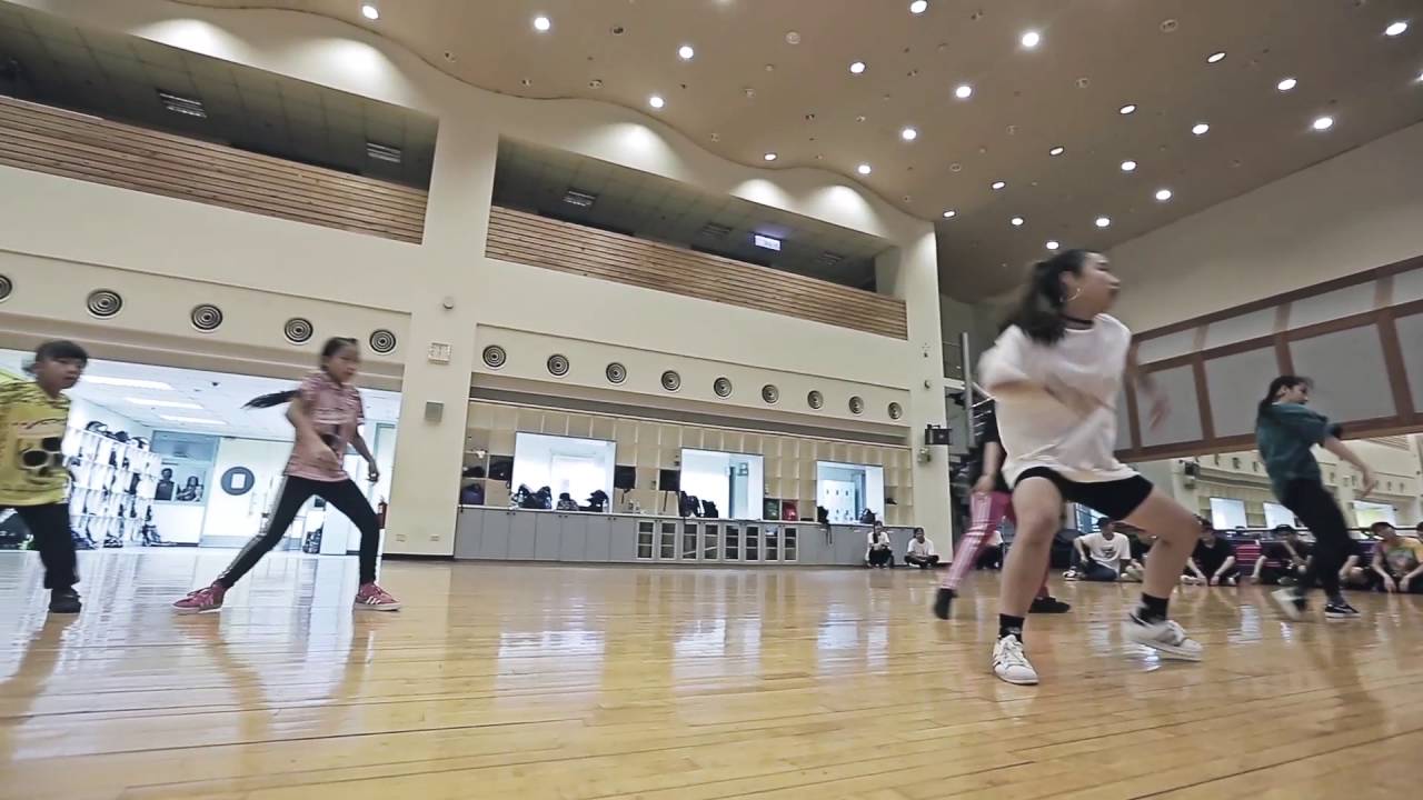Urban Moves Dance Workshop 
