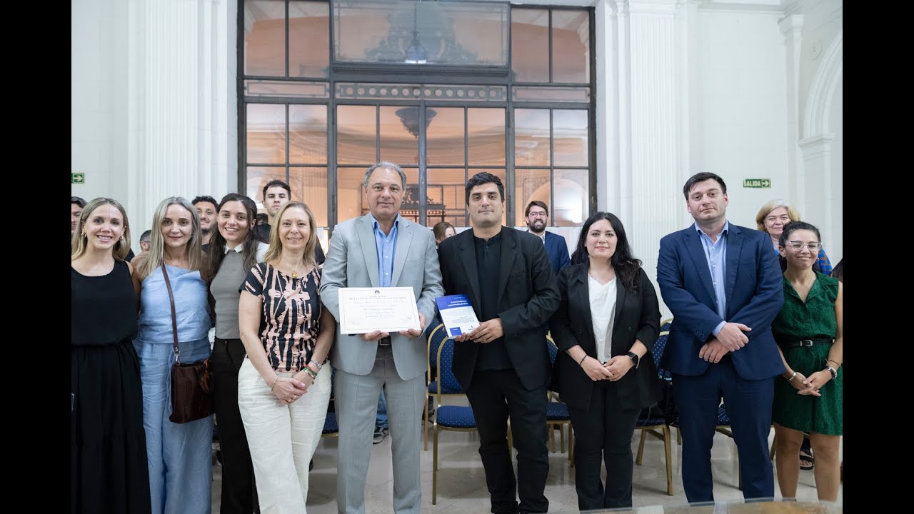 Distinción al libro 