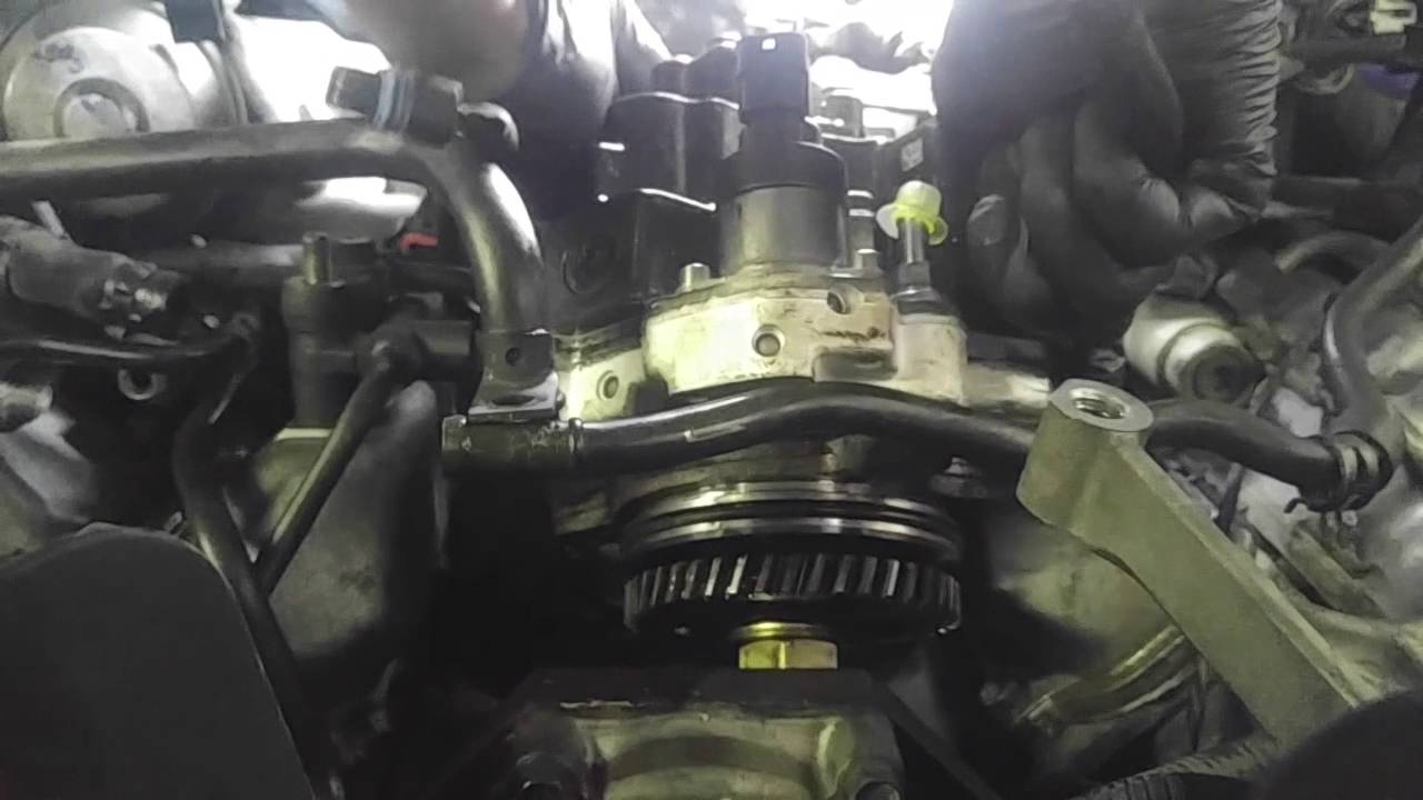 6.6l fuel injection pump removal
