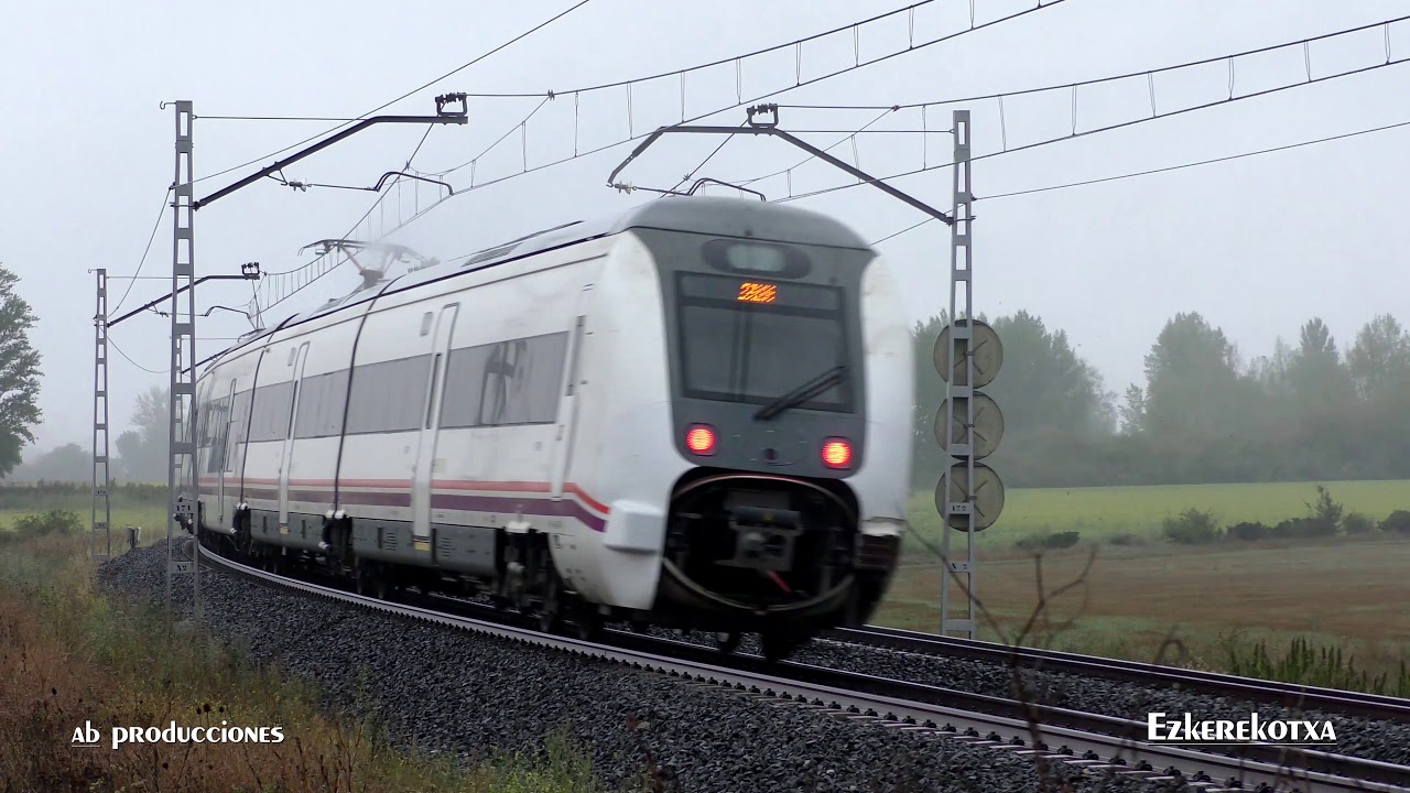 TRENES RENFE A TODA VELOCIDAD (UHD 4K).