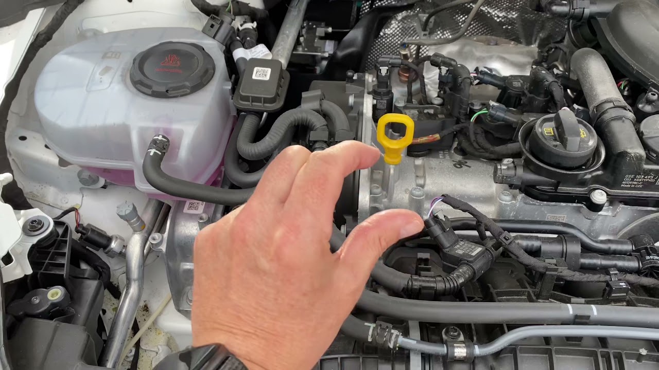 Motorraum Check beim Audi A3 Sportback