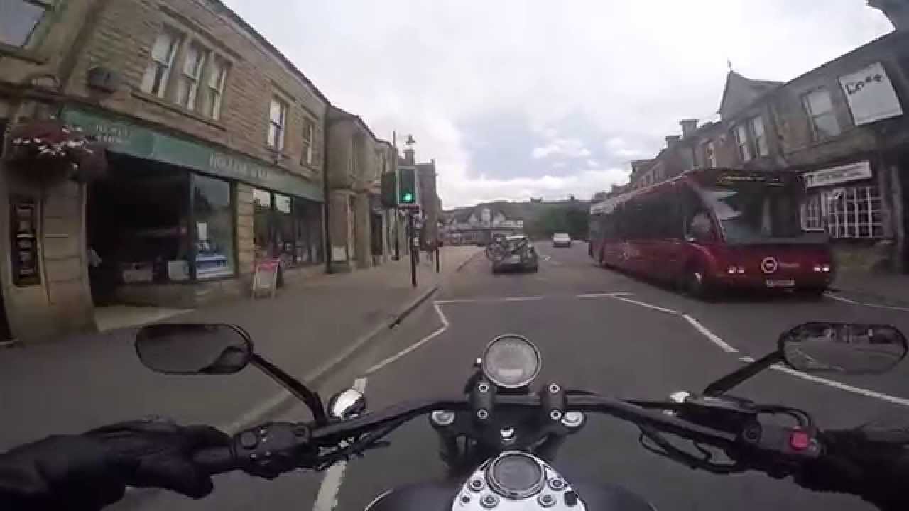 Triumph Speedmaster up the hill