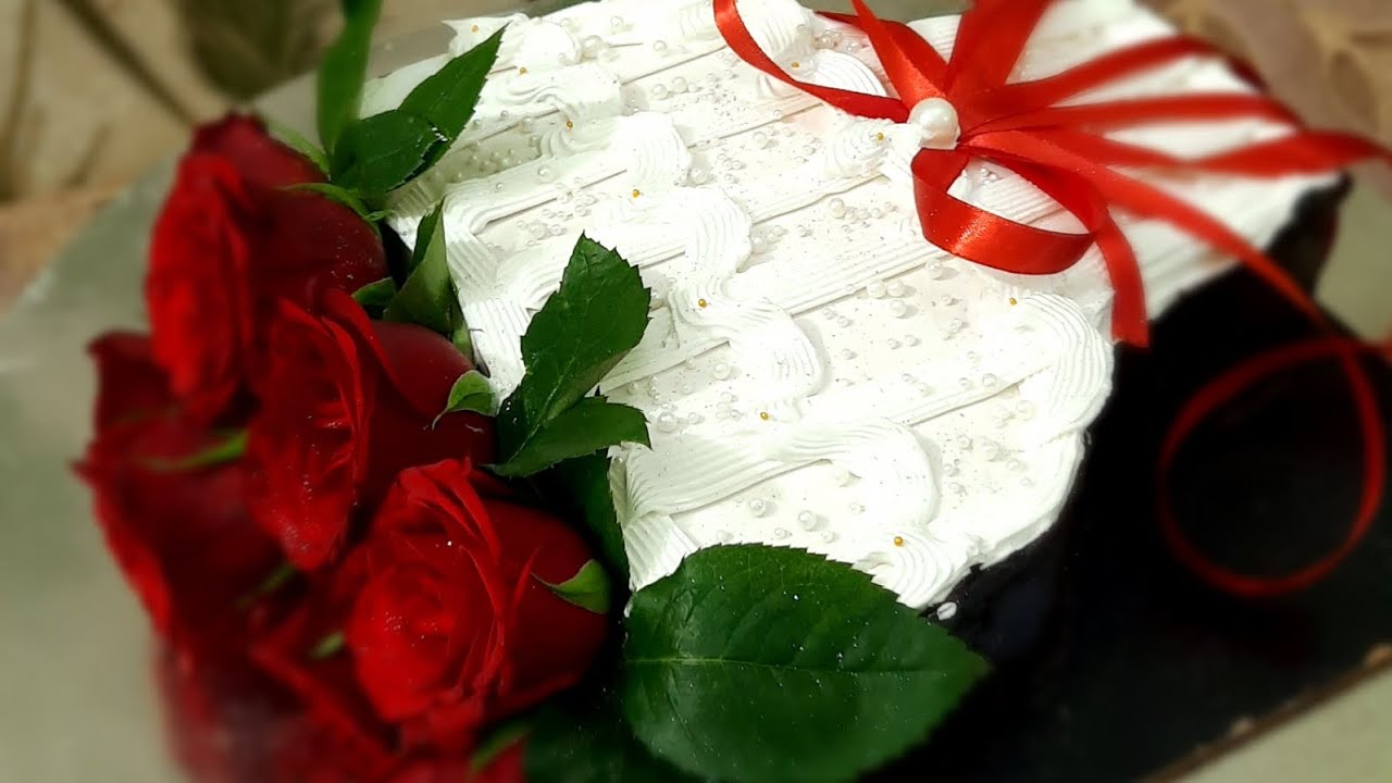 Basket cakes by ElijahRaj Cakes ™ order now-7307073542 #basketcake #bouquetcake #flowerbasketcakes 