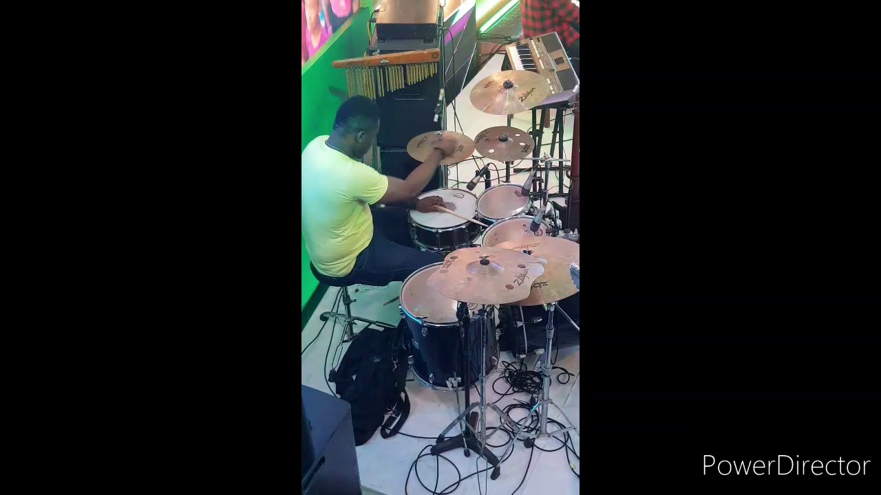 Shaba segun playing African praise at GCM /praise  groove/ praise worship