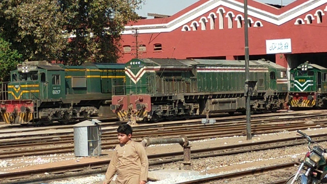 Fastest Train Journey by 127 Up Mehar Express from Multan to Sanawan Lead by Tiger HBU_20 8082