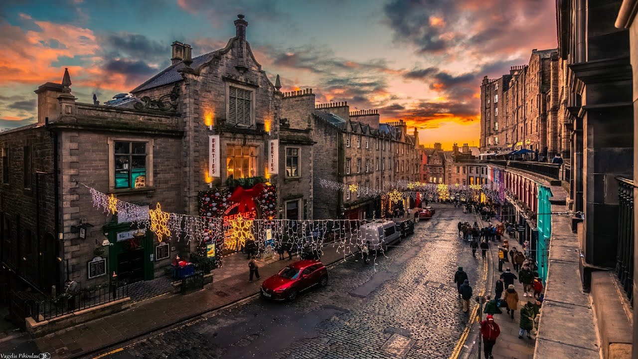 Magical Edinburgh in  Scotland - Best photography in slide show