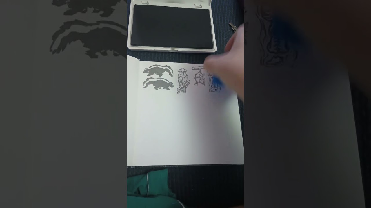 #artiststruggles #art #otter #eraserprint #littleguy