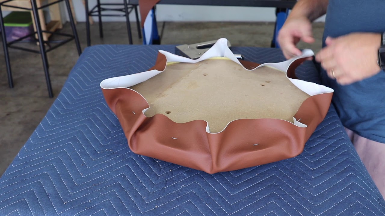 How to Cover a Round Bar Stool with No Wrinkles so it Doesn't Like Crap!