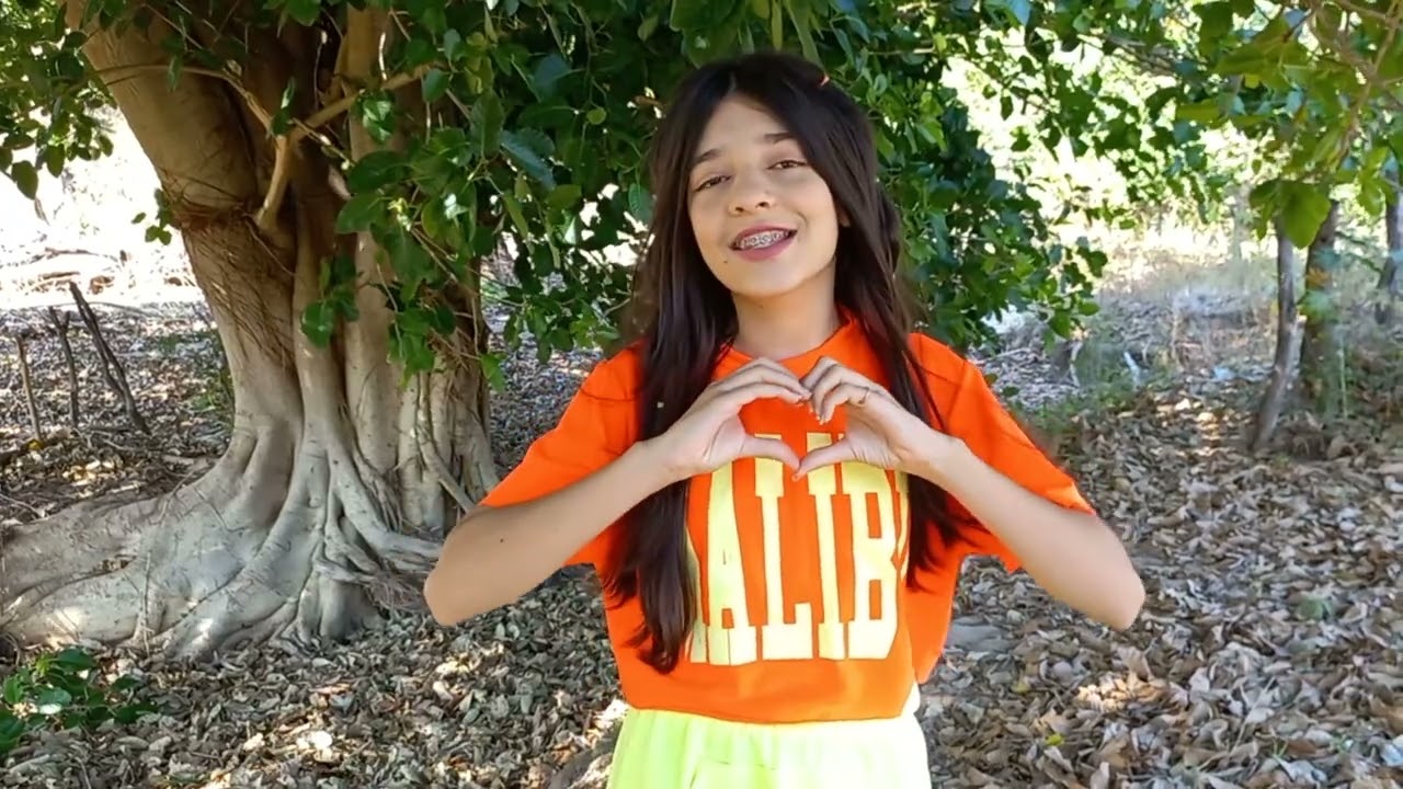 MARIA ELOÁ OFICIAL MUSIC ESCOLHIDA DO BRASIL JÁ ANTIGAS LINDAS MARIA ELOÁ 