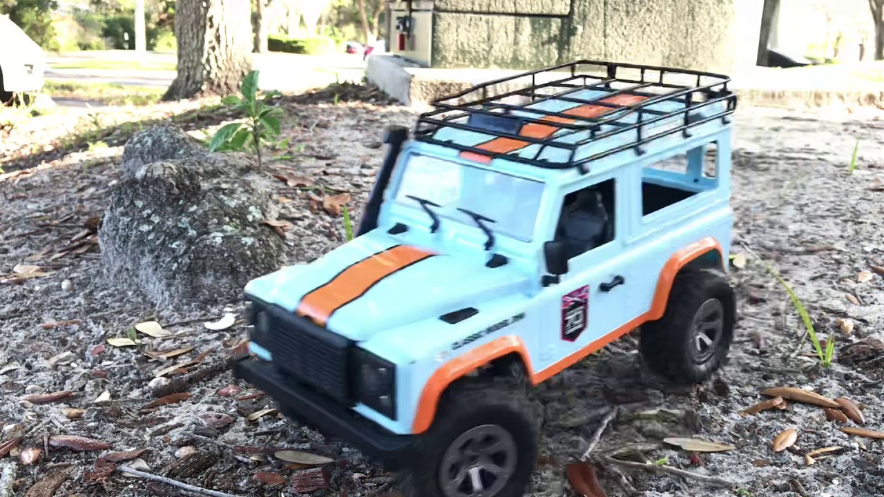 MN-D99 4x4 Land Rover defender, new wheels and battery moved