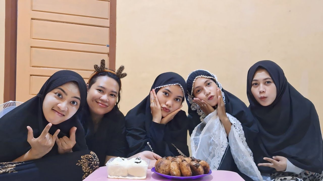 Maafkan suara kami yg hancur ini 🙏🏻