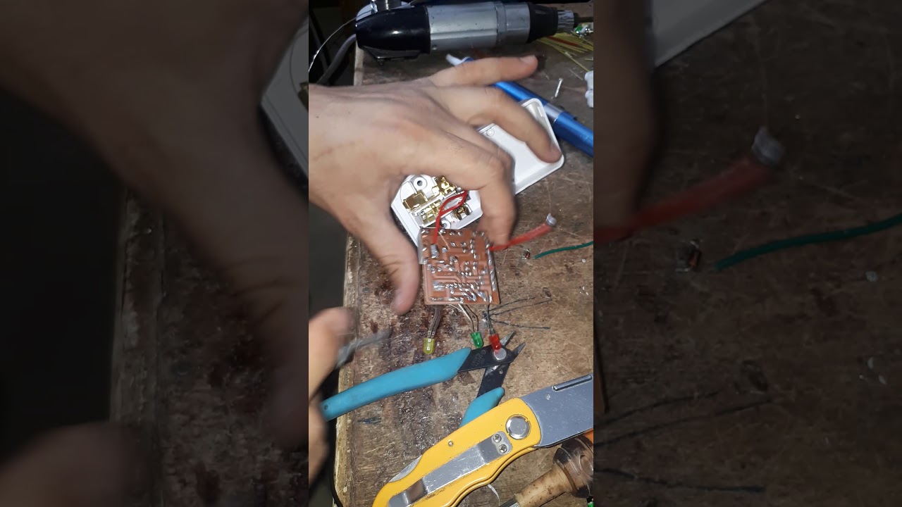 الإطفاء الذاتي للمبردة عند رجوع الوطني واشتغال المكيف