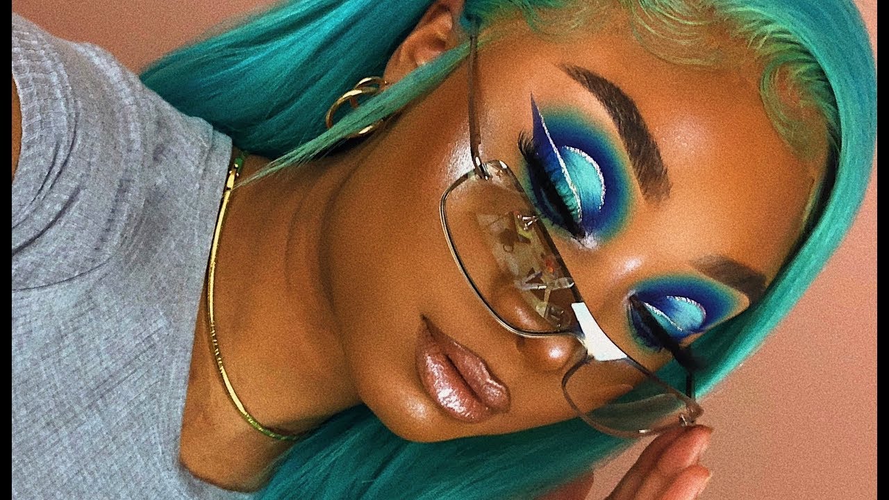 Mint Glitter Halo Cut Crease Makeup Look | MakeupTiffanyJ