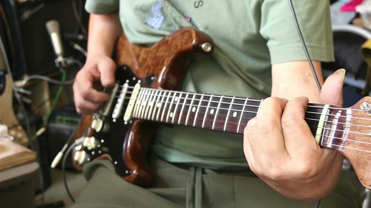 FineGuitars　BareSoul135 Stratocaster  2023 - Natural brown