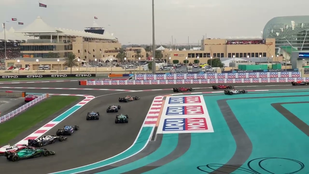 Abu Dhabi Grand Prix 2022 - A view from the West Yas Suite